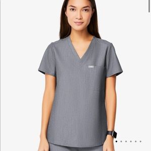 SET Figs scrubs women’s Catarina scrub top xs Yola pant xs petite in graphite